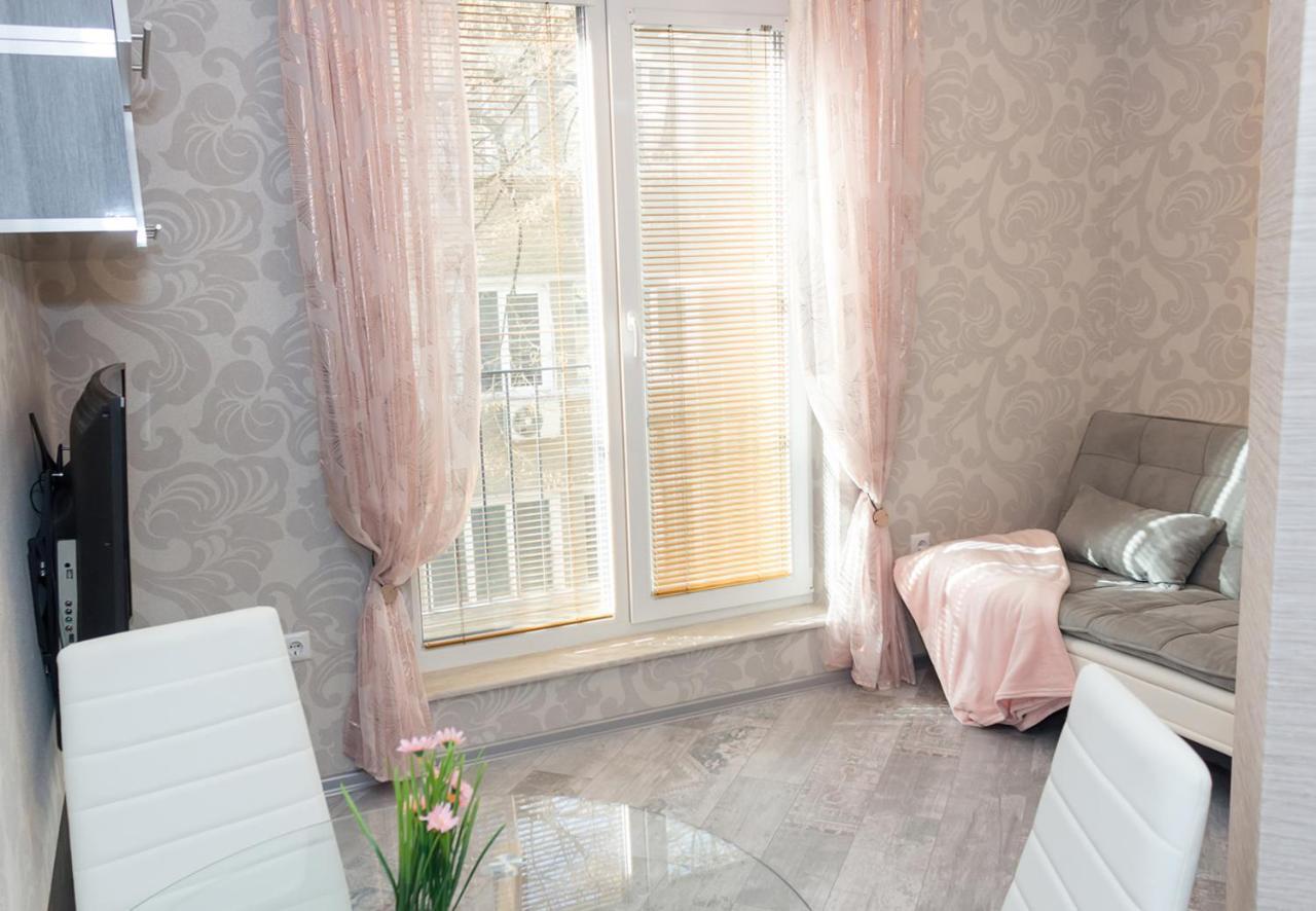 Acrylic & Pastel Apartments Varna Exterior photo
